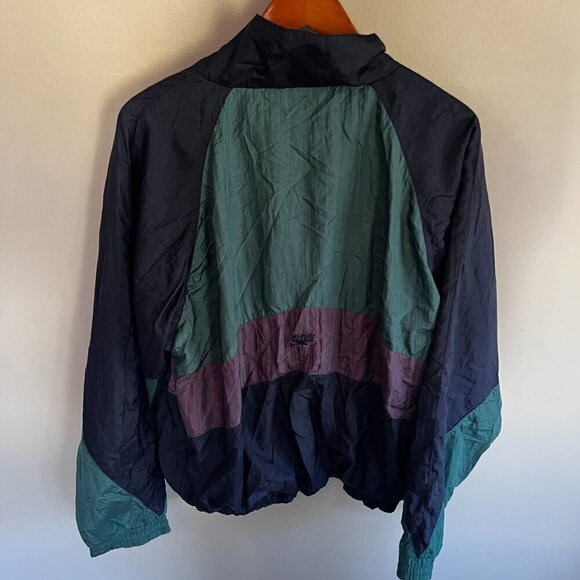 Vintage 80-90s nylon jacket windbreaker Size M Green, Purple, Navy Lined Hi-Tech - Picture 8 of 10